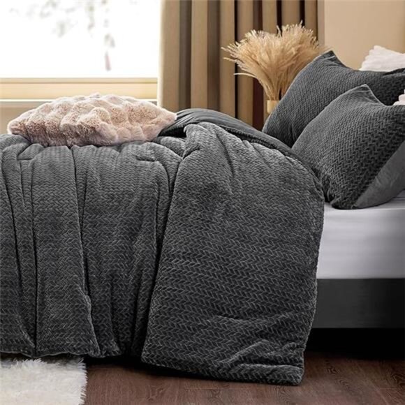 Fluffy Queen Comforter Set - Furry Grey Leaves Pattern Faux Fur Bed Set, Winter - Picture 7 of 7